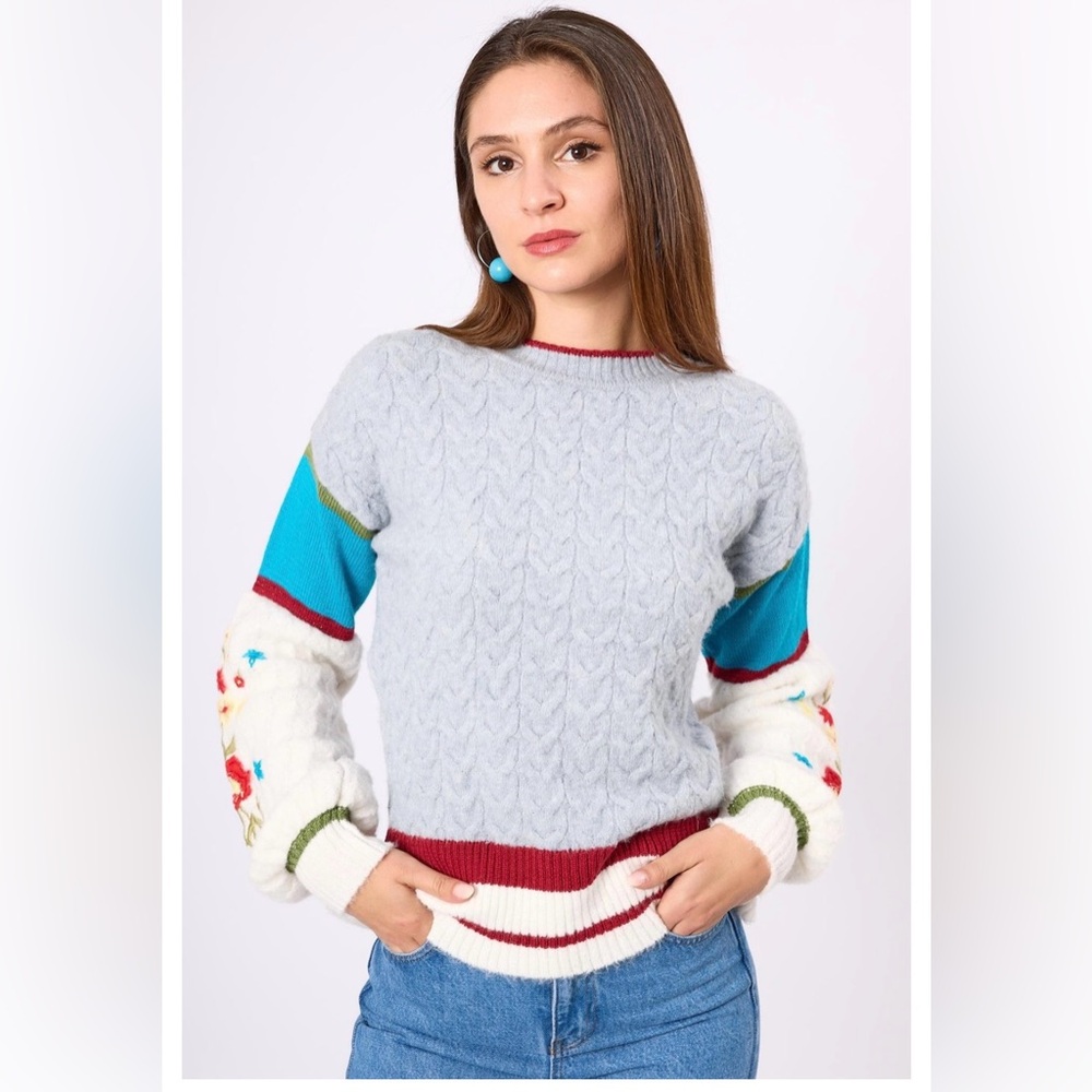 Peraluna Aurora Cable Knit Sweater L Embroidered Floral Sleeve Colorblock Statem